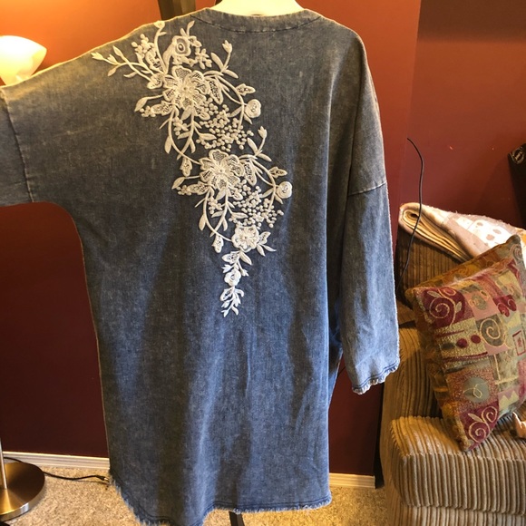 Denim jacket - Picture 2 of 7